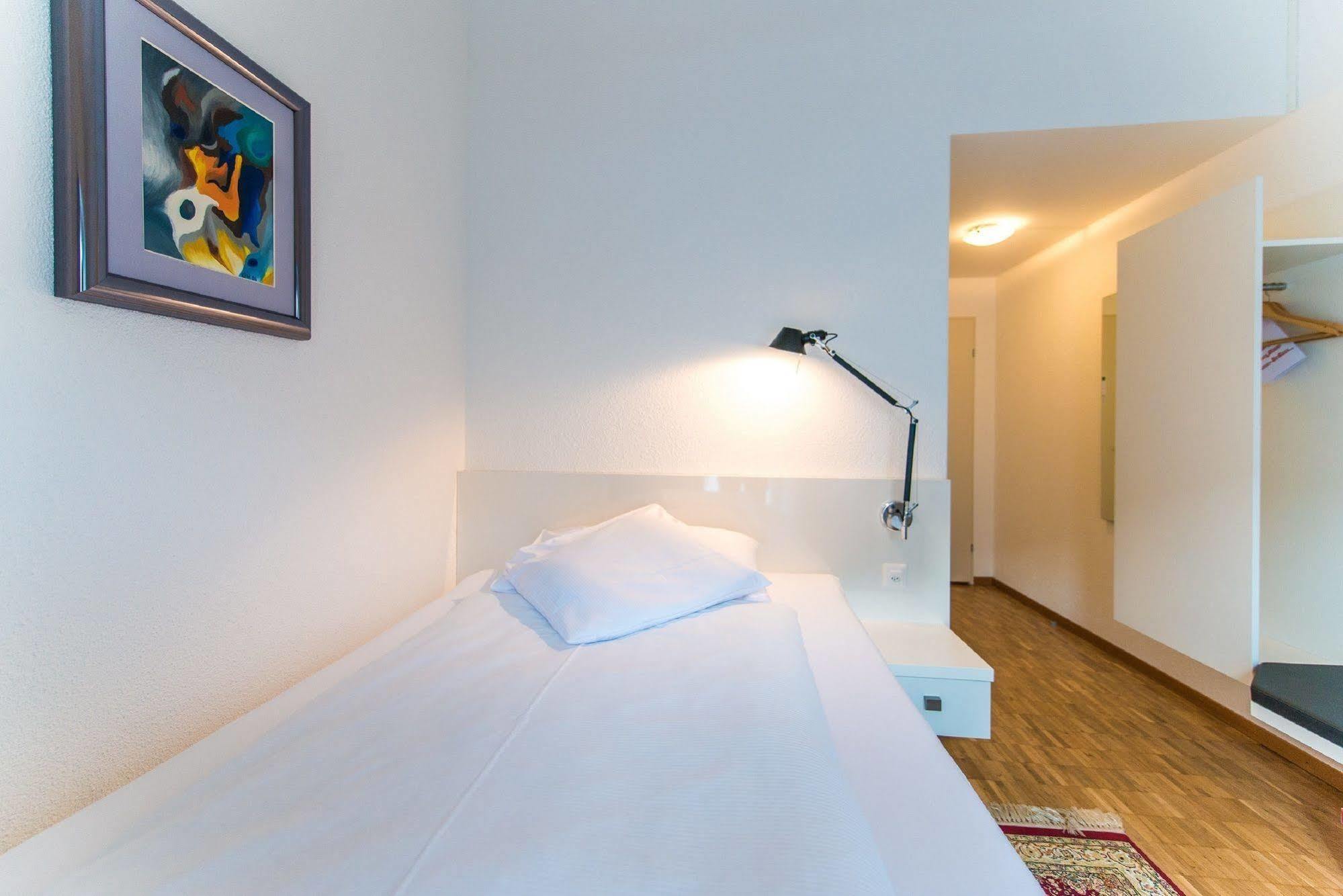Hotel Hohberg "Next To Bbc Arena" Schaffhausen Exterior foto